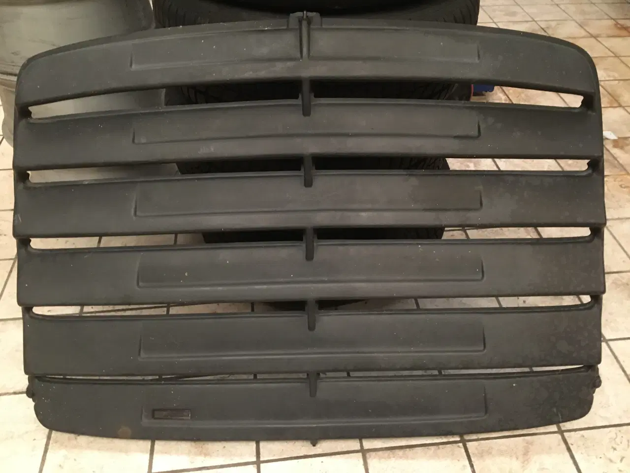 Billede 1 - SAAB 900 CC M79-93_bagrudejalousi