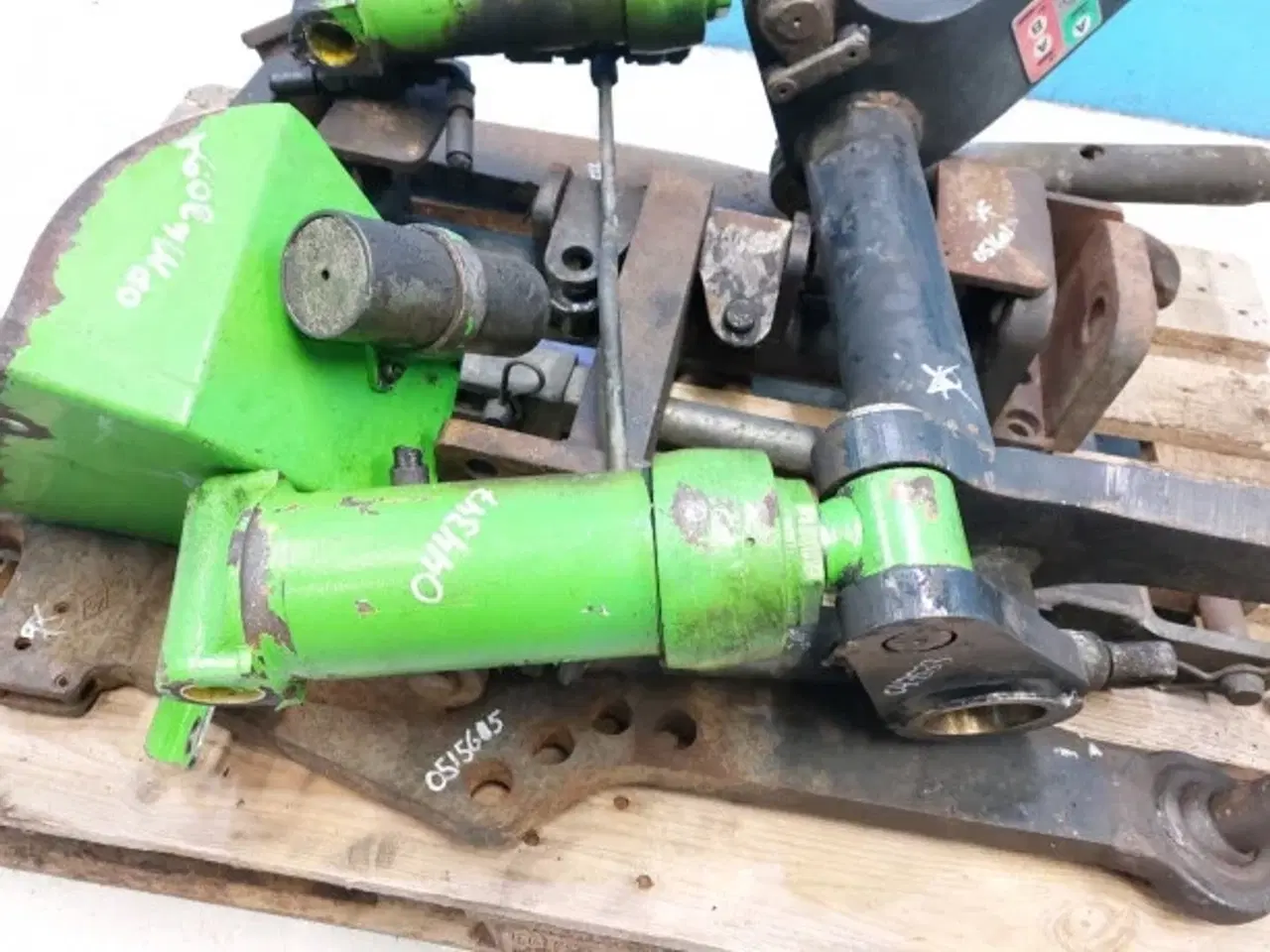 Billede 16 - Merlo 30.9 Rear Lift Sæt 051601