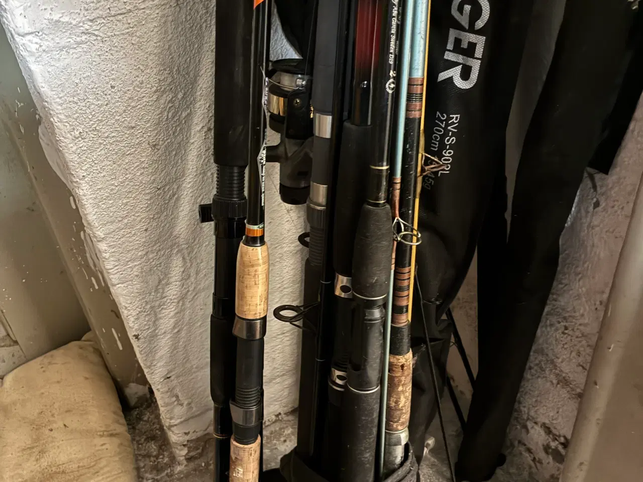 Billede 1 - Fiskestænger og grej 