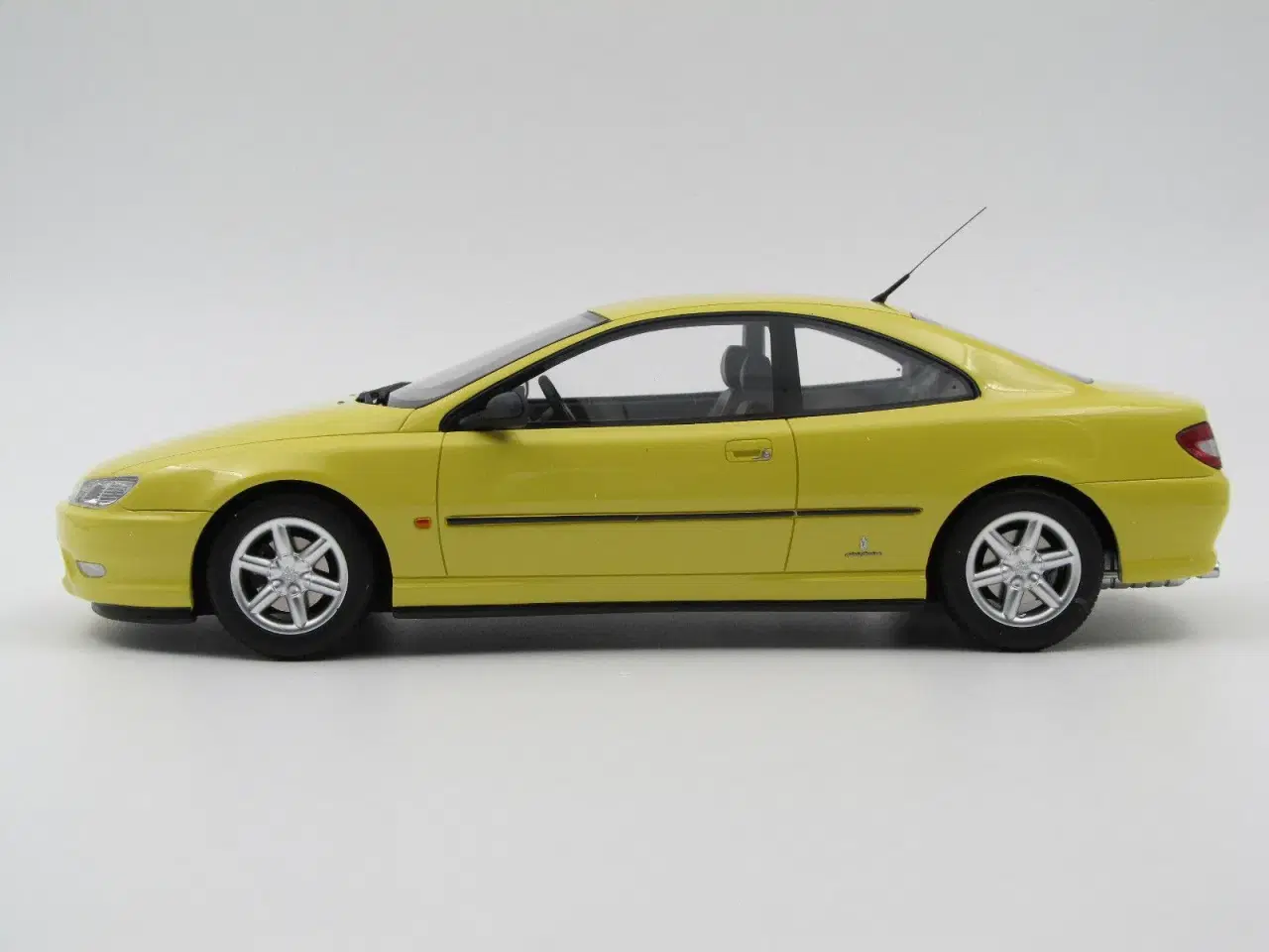 Billede 3 - 1997 Peugeot 406 V6 Coupe 1:18  