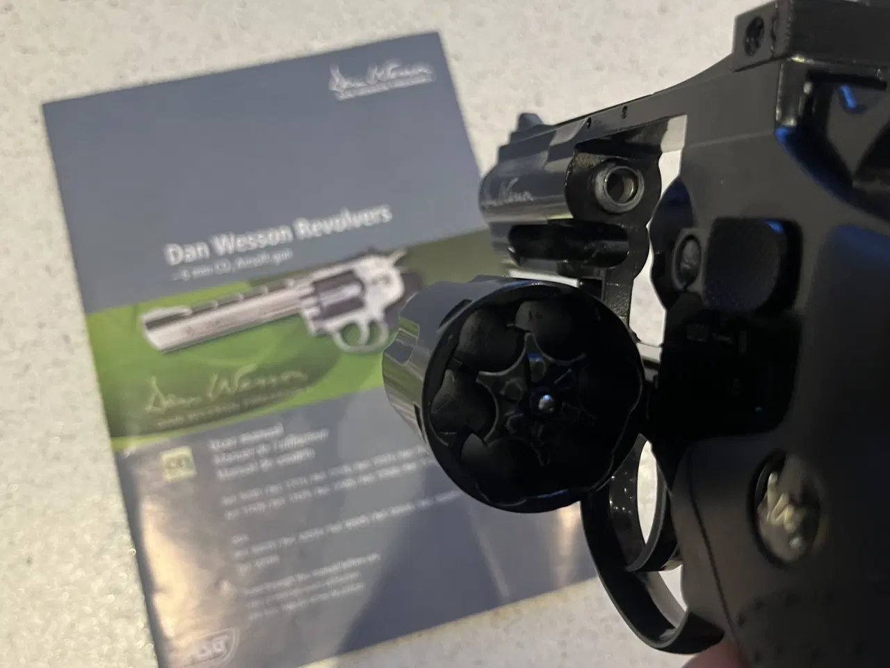 Billede 4 - Sortgun dan wessen