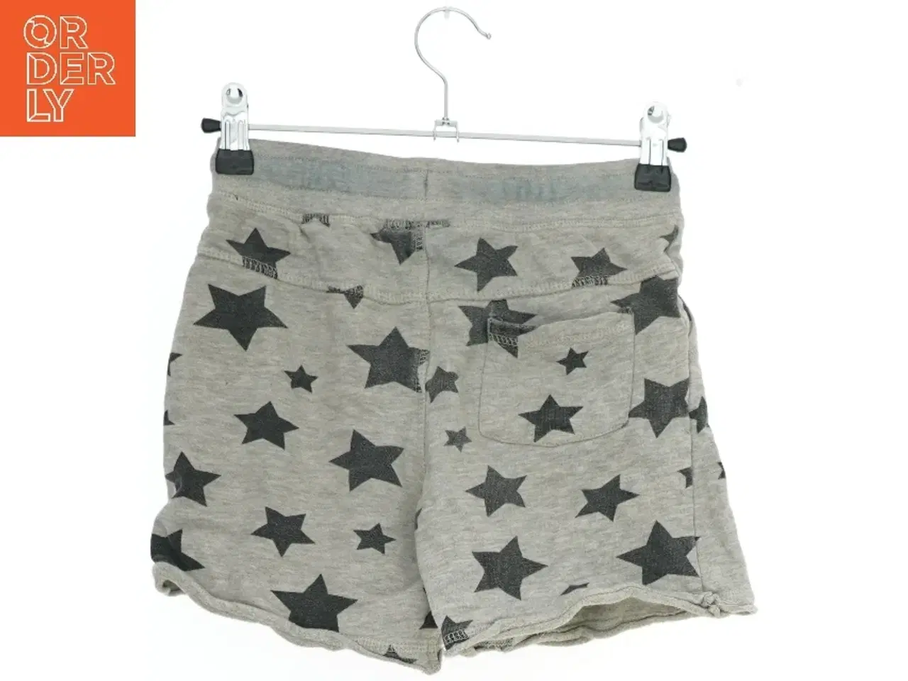 Billede 2 - Børneshorts med stjernemønster fra Luca & Lola (str. 128)