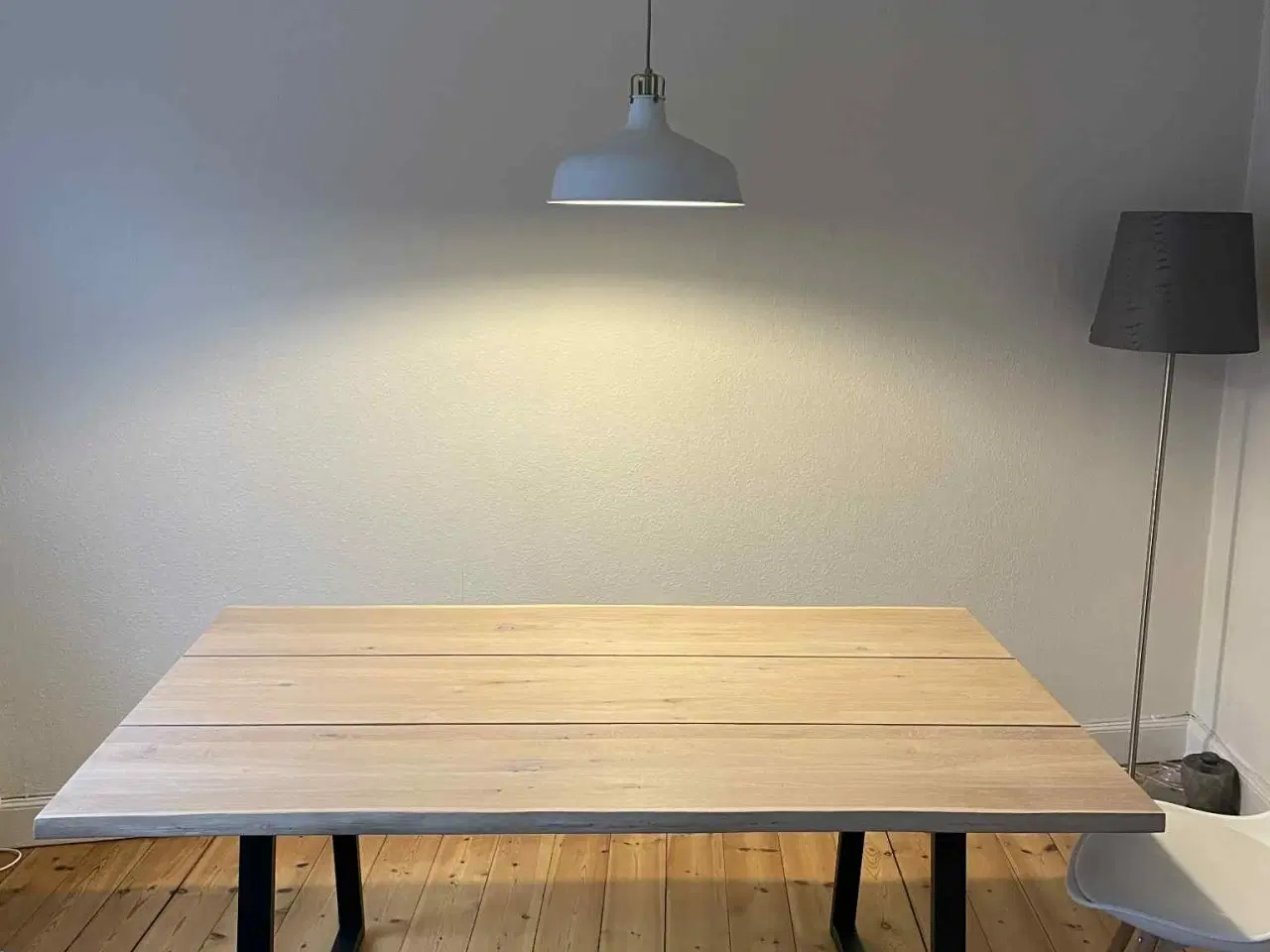 Billede 2 - Kristensen-Kristensen Spisebord Massivt Træ Naturf