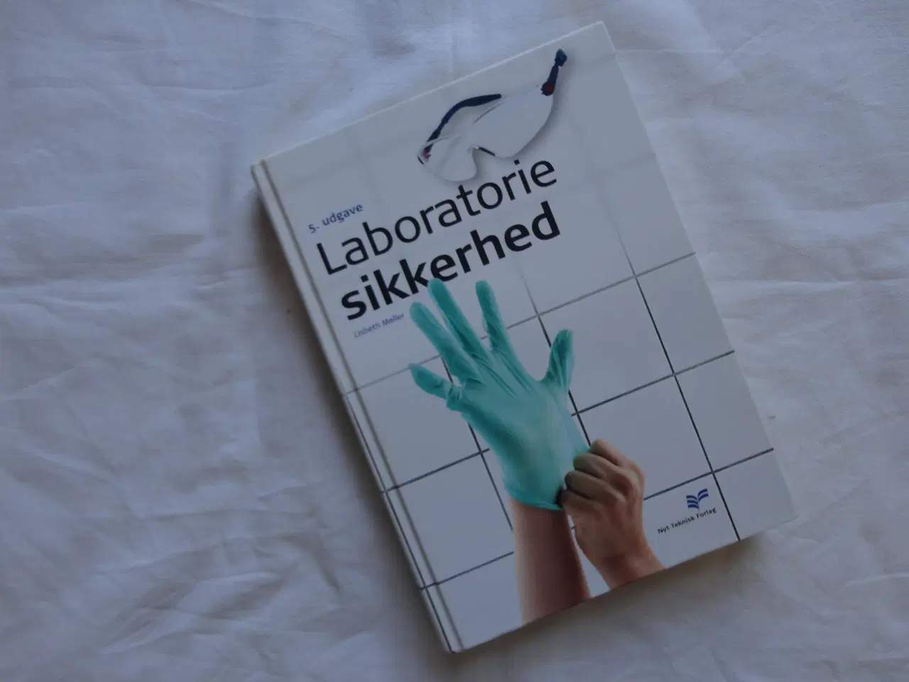 Billede 1 - Laboratorie Sikkerhed  :