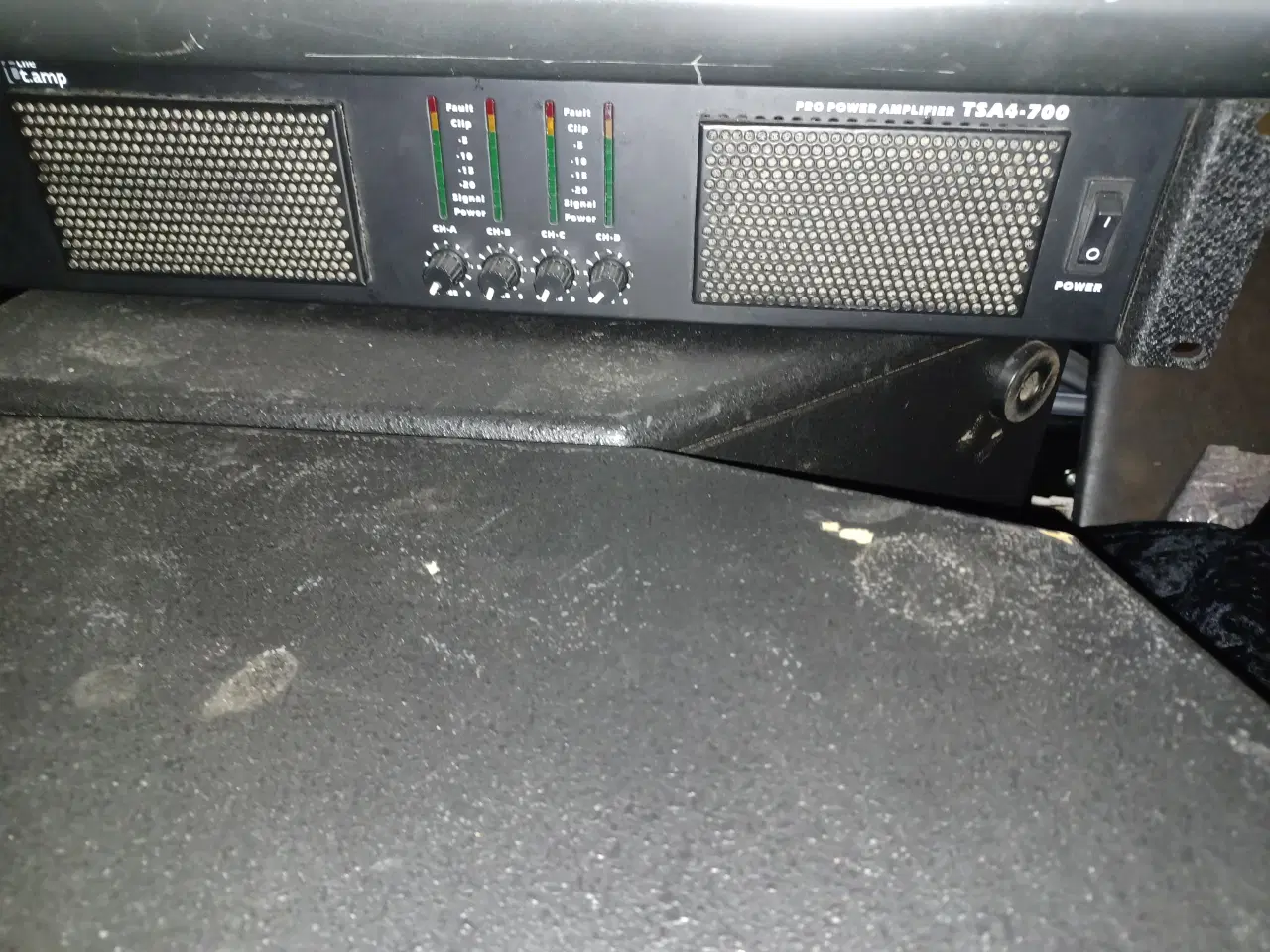 Billede 7 - DJ udstyr, med mixer, forstærker og højtaler og ly