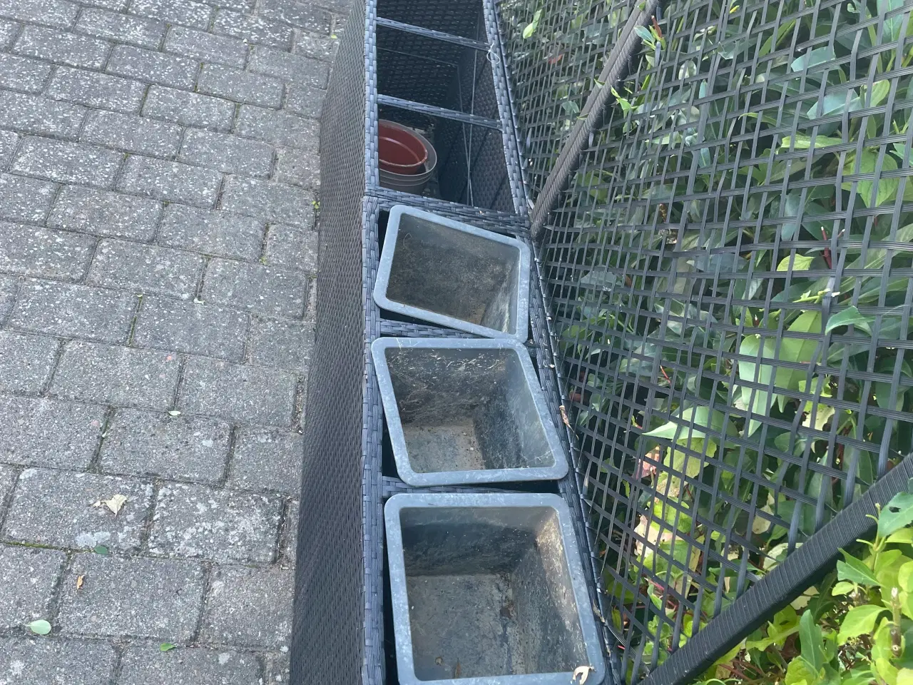 Billede 4 - Sælger de her to stk plantekasser 
