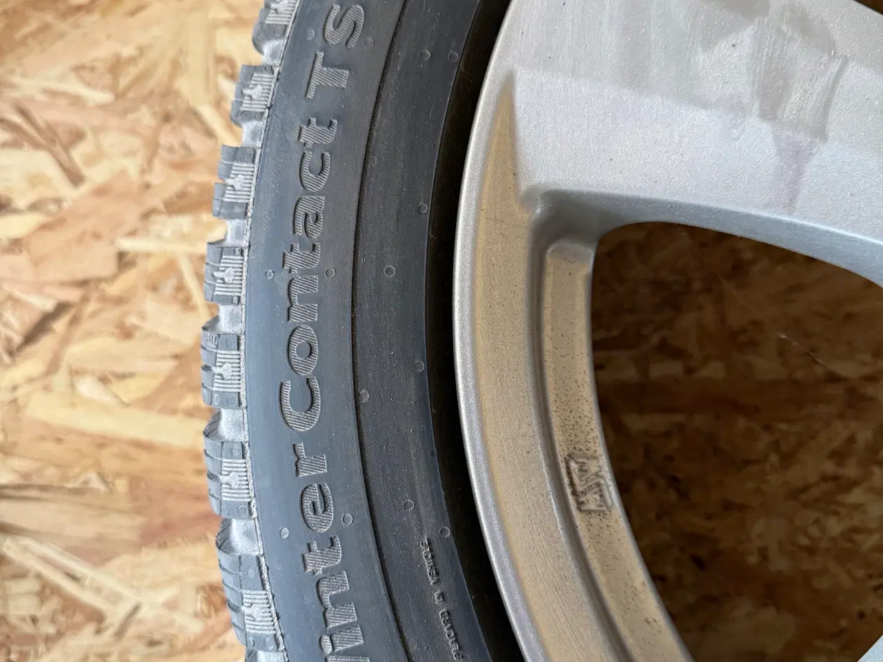 Billede 3 - Næsten helt nye vinter dæk 