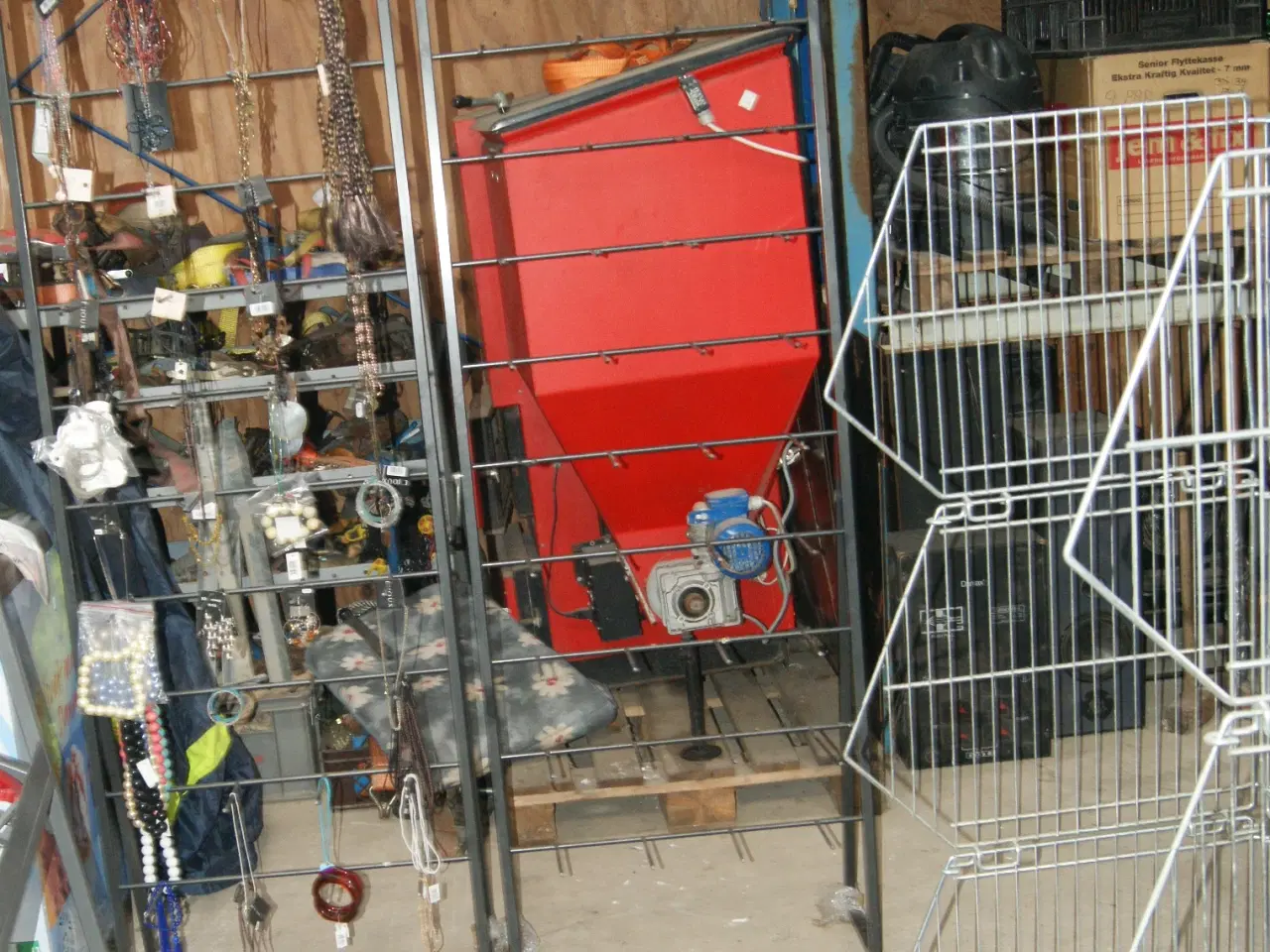 Billede 2 - Diverse Butiks og grill og industri inventar.