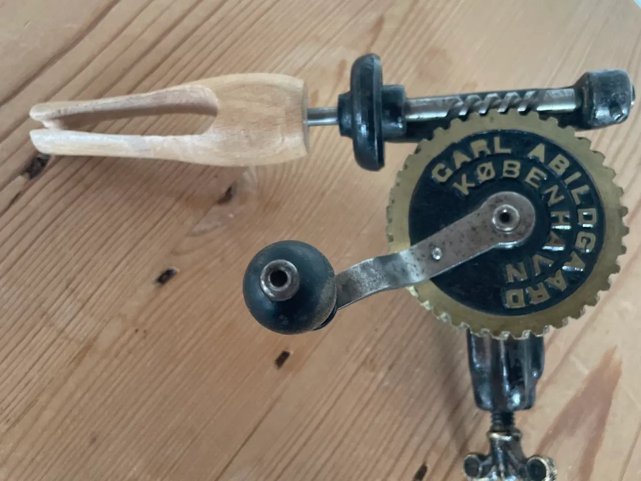 Billede 2 - Spoleapparat til Kniplepinde. 