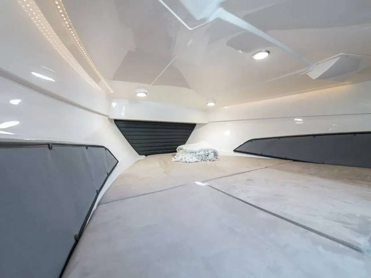 Billede 10 - Nordkapp Noblesse 660 m/150 HK Yamaha og udstyr