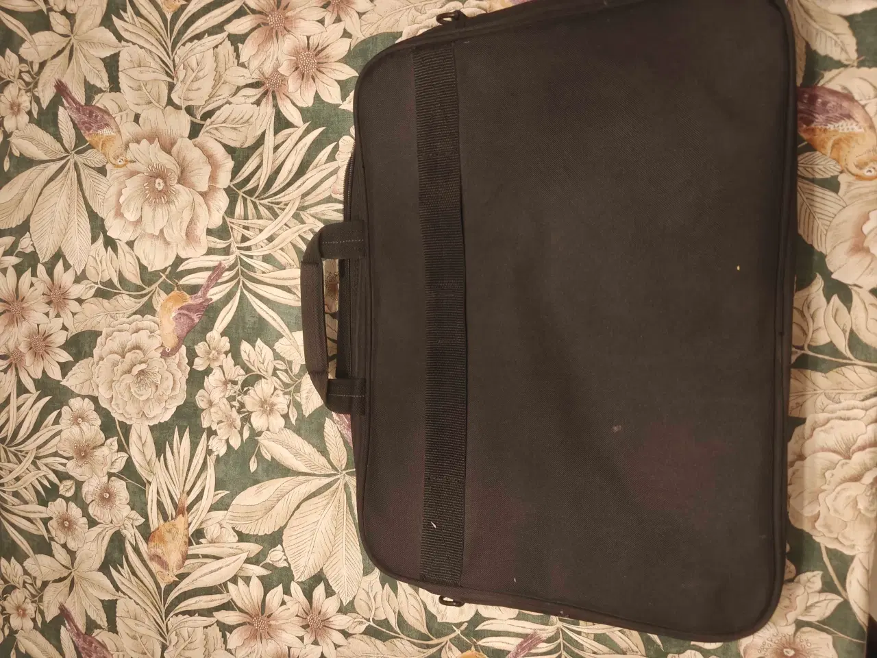 Billede 2 - Computer Taske Til 15,6" Sælges