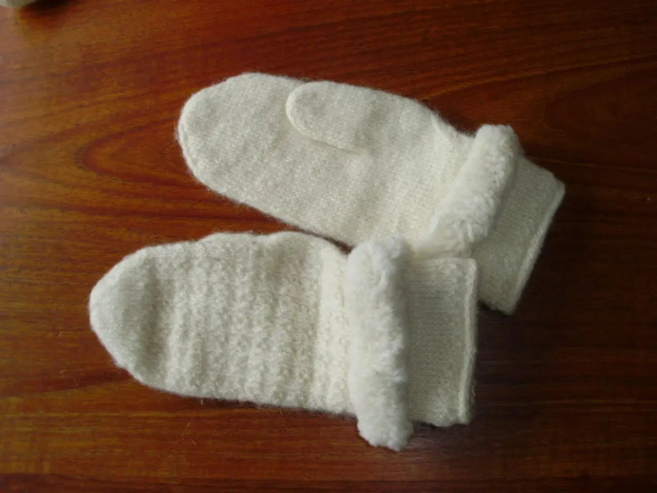 Billede 6 - Handsker, luffer og hovedtøj