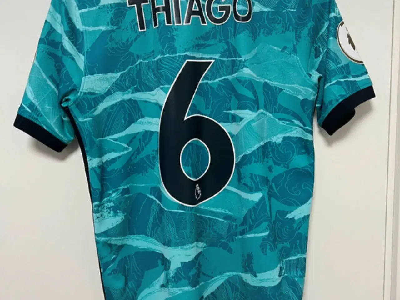 Billede 1 - Liverpool trøje med Thiago