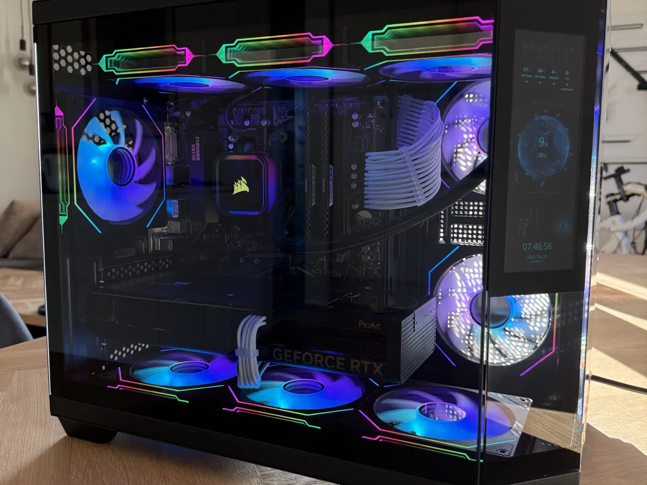 Billede 2 - Flot RGB Gaming PC – RTX 4060 / Ryzen 7 / 32GB RAM