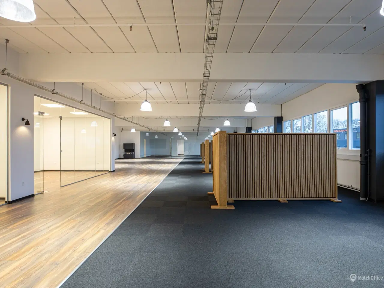 Billede 4 - 1501-39: Roholmsvej 10S, 1tv. - 526 m²