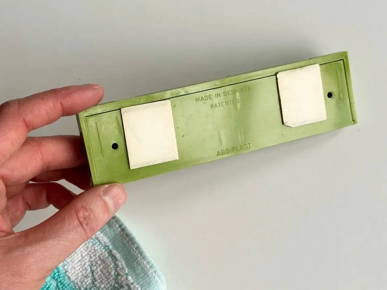 Billede 4 - Knagerække, grøn plast