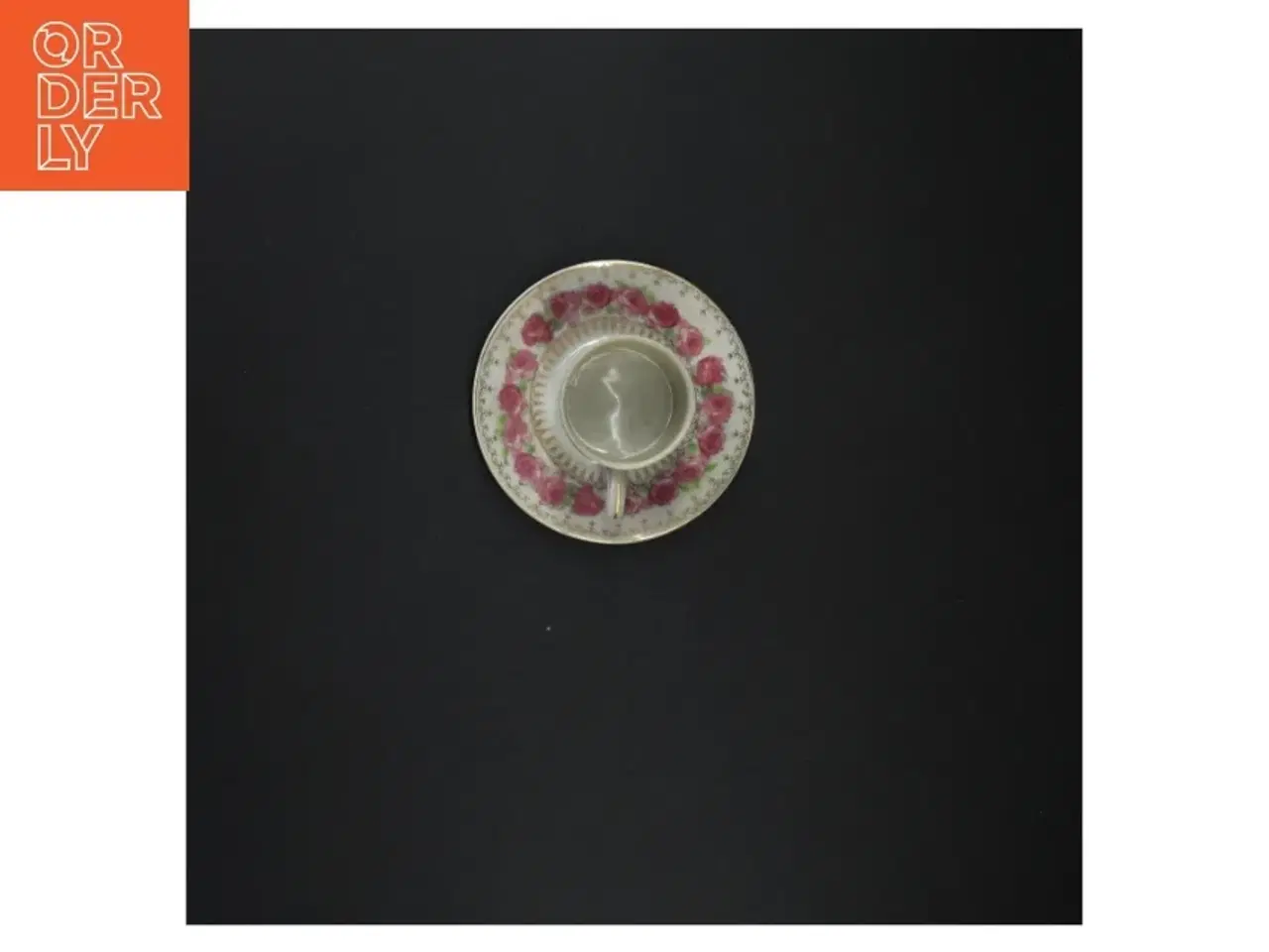 Billede 2 - Porcelænskop og underkop med rosenmønster (str. 11 x 6 cm)