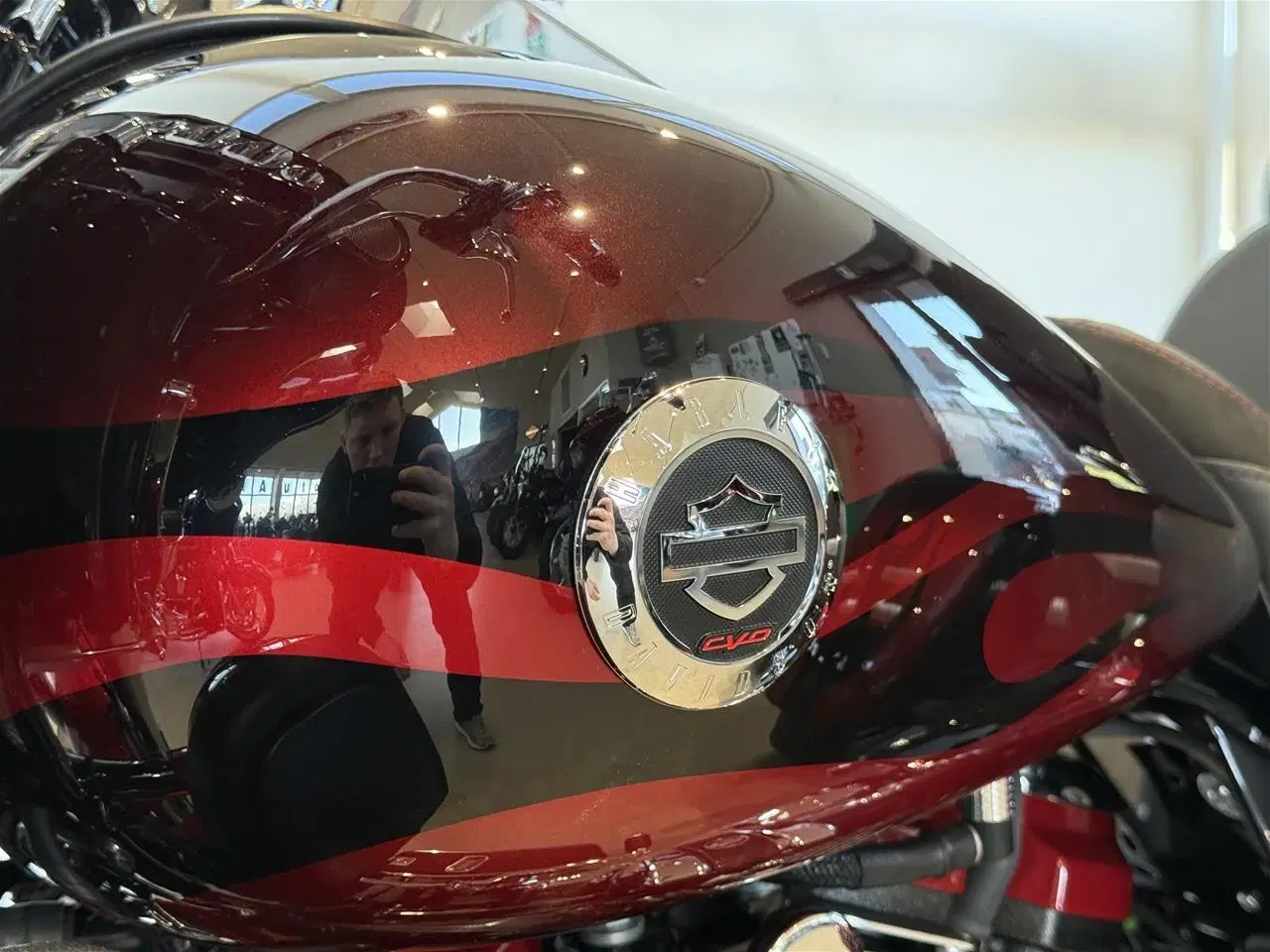 Billede 32 - Harley Davidson FLHTCUTGSE Tri Glide Ultra CVO 117" Trike