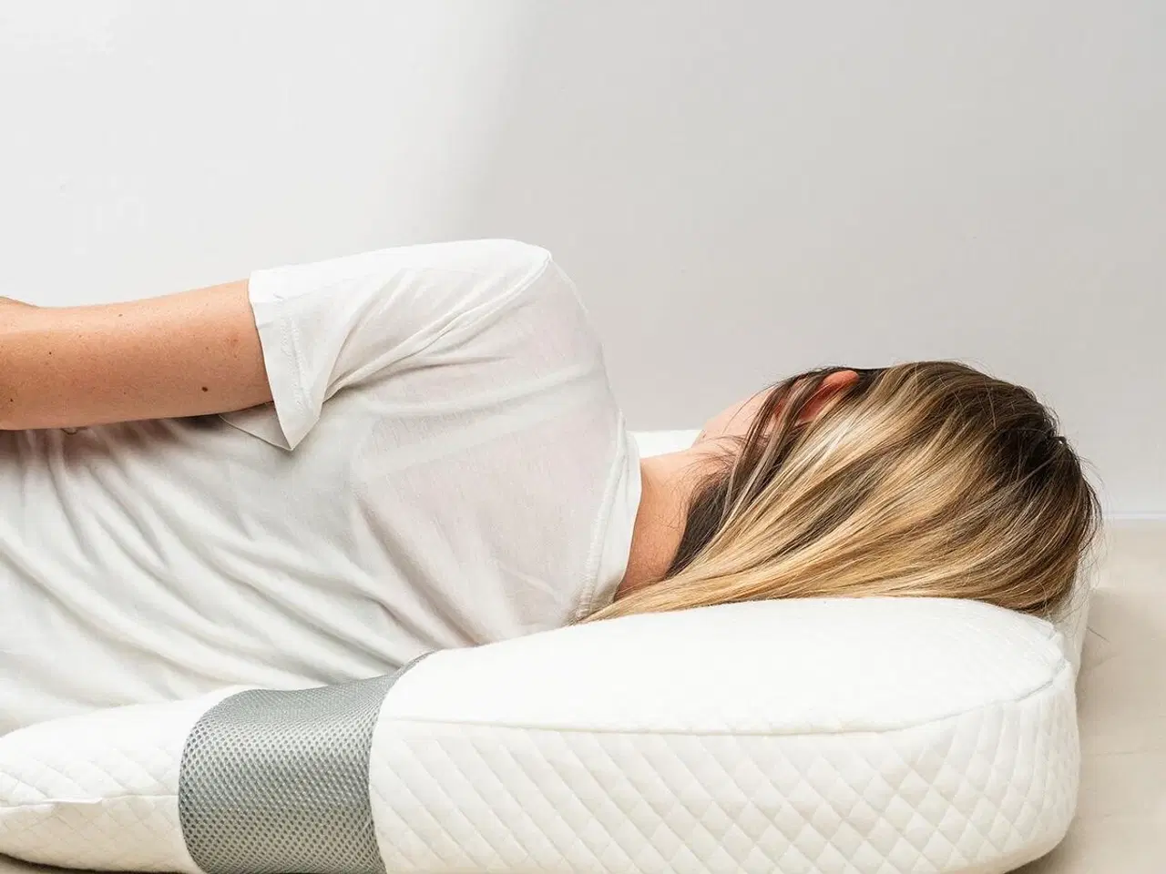 Billede 3 - Nakkepude ergonomisk U-form - Ullow