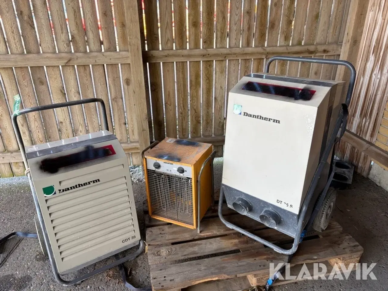 Billede 1 - Affugtere og varmeblæser