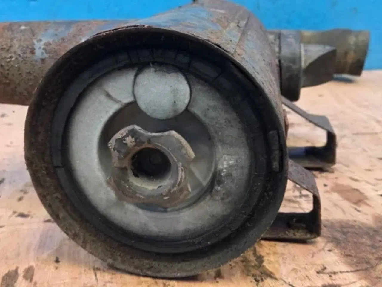 Billede 9 - Massey Ferguson 690 Luftfilter 1678292M91