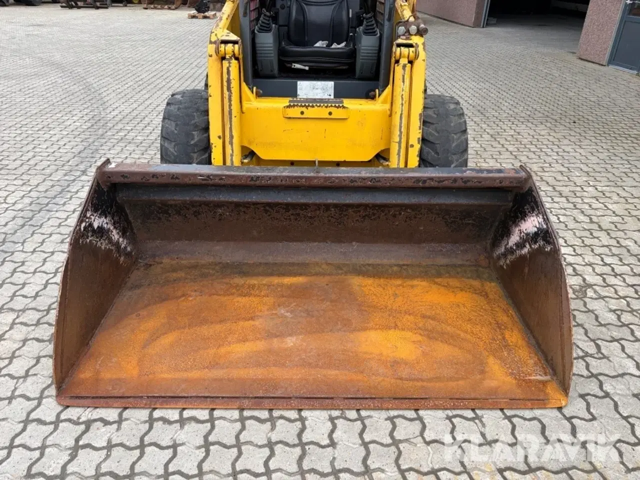 Billede 8 - Minilæsser Komatsu SK1020-5 skridstyret læsser