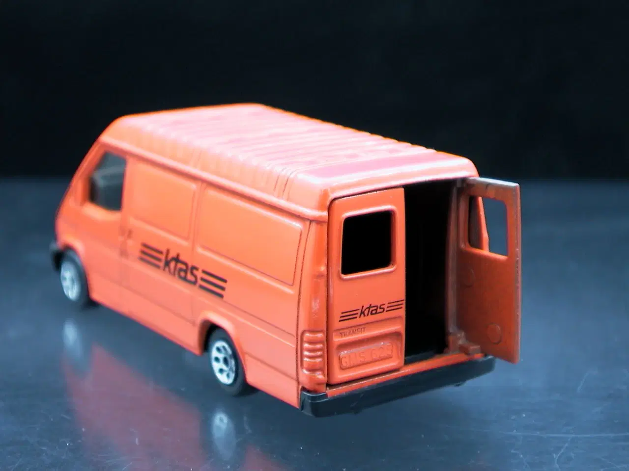 Billede 5 - Corgi Ford Transit KTAS
