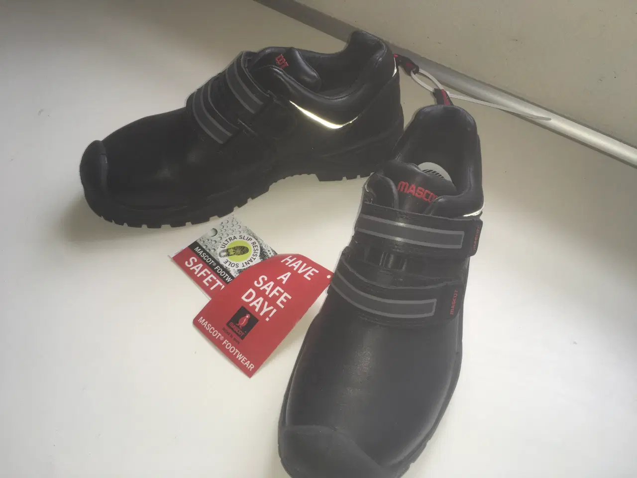 Billede 2 - Sikkerhedssko, Mascot, str. 42