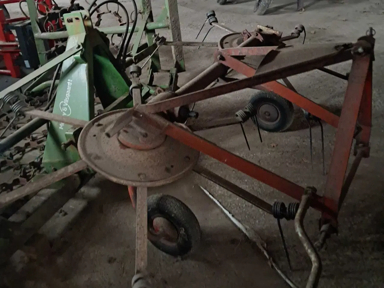 Billede 2 - Kuhn høvender