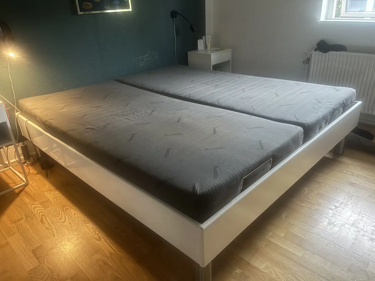 Billede 1 - Senge ramme med gratis dunlopillo madras
