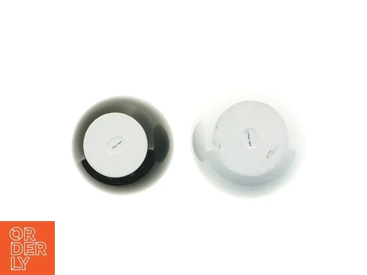 Billede 2 - Sort og hvid keramikskåle og tallerkener fra Piet Hein (str. 18 x 10 cm og 21 x 12 cm)