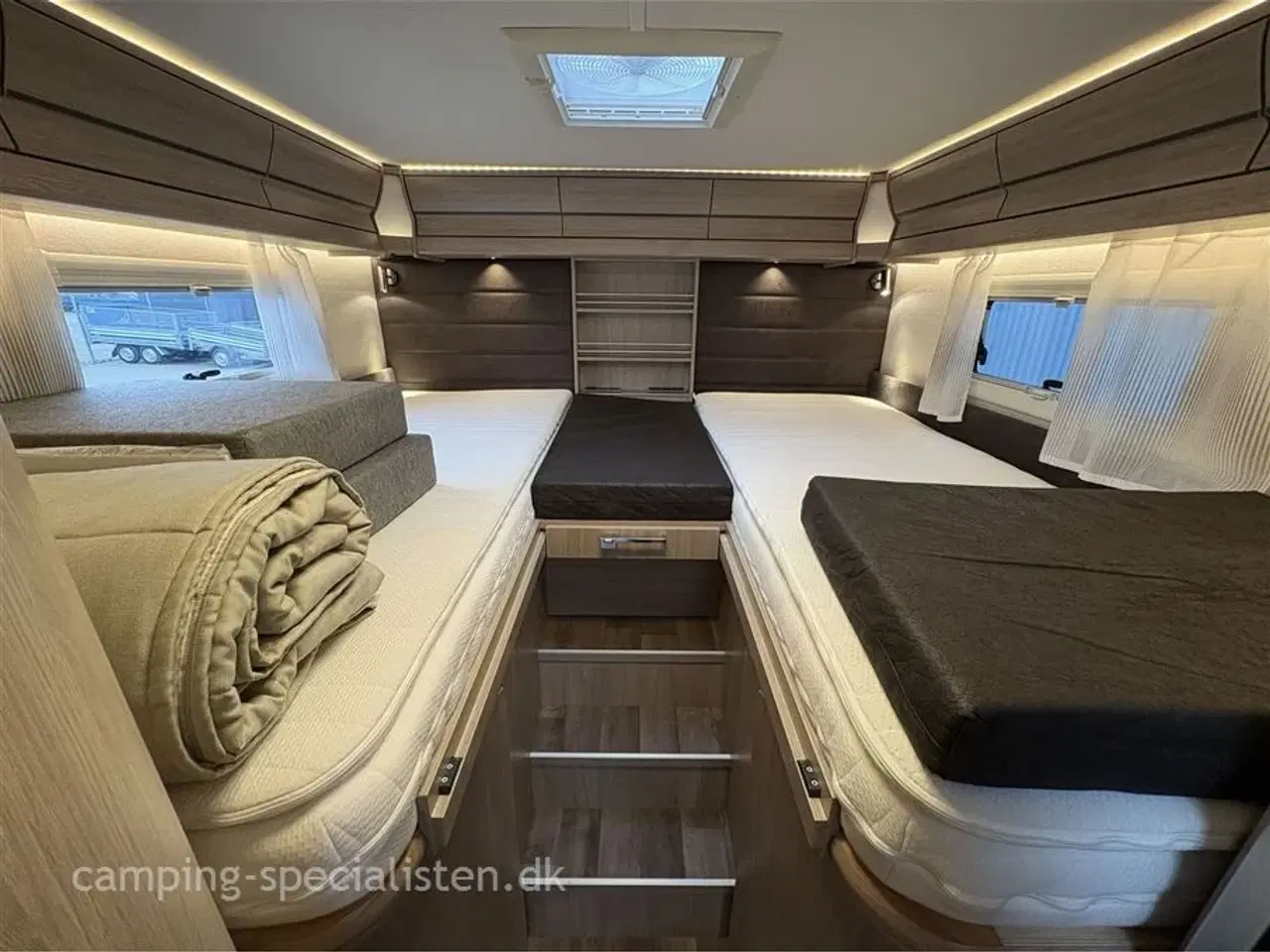 Billede 15 - 2021 - Kabe Travel Master Classic 740 LGB   Kabe Travel Master Classic 740 LGB 2021 - Se den nu hos Camping-Specialisten.dk