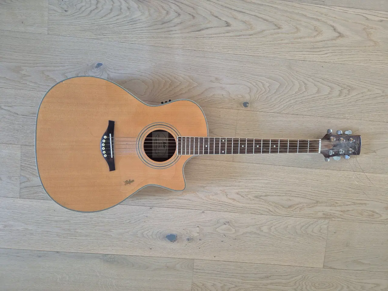 Billede 1 - Hofner guitar med pickup