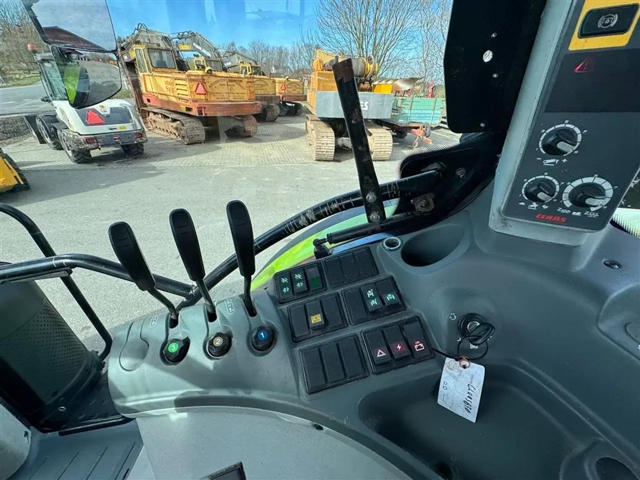 Billede 15 - CLAAS ARION 650 KUN 4600 TIMER OG FULD AFFJEDRING!