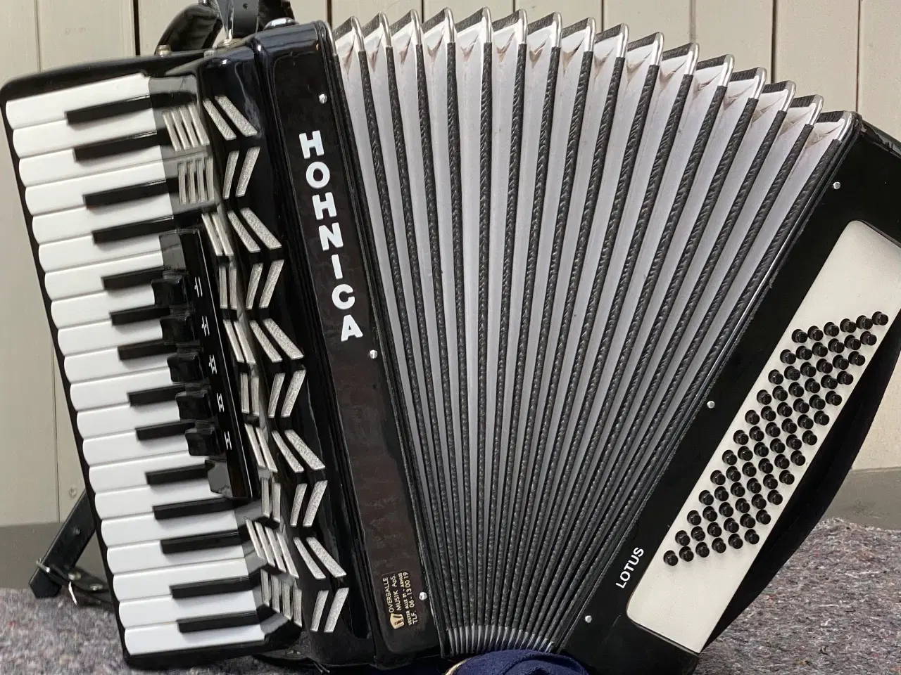 Billede 6 - Hohnica harmonika – 3 kor, 5 registre – sælges fra