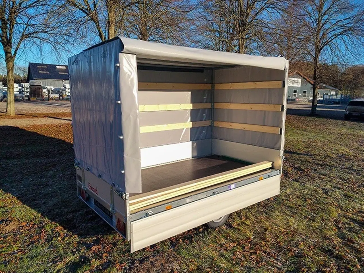 Billede 6 - Høj presenning 160cm til Eduard 2514