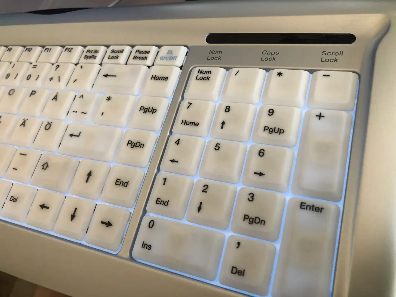 Billede 4 - Tastatur med baggrundslys