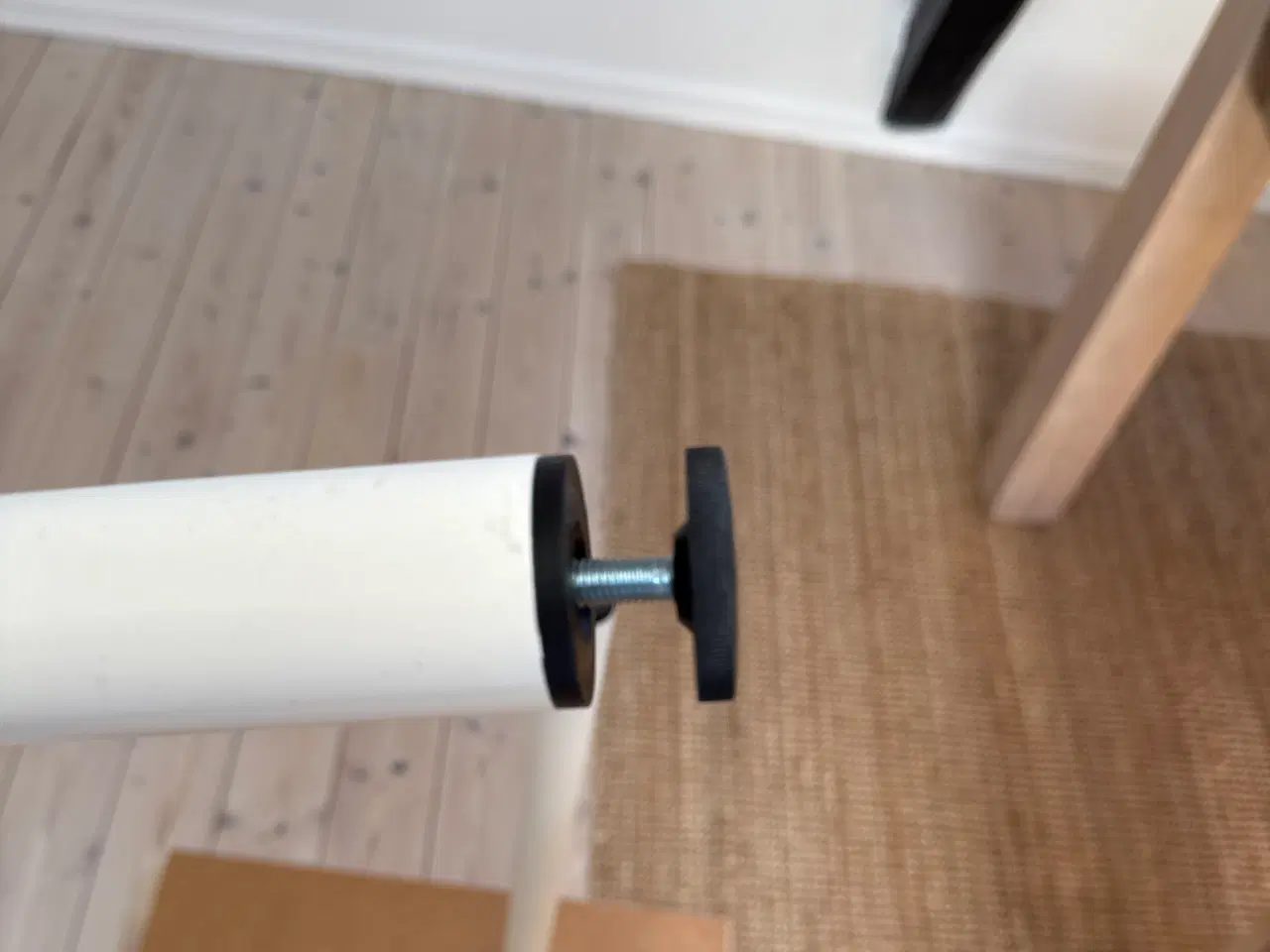 Billede 2 - Hvide bordben 2 stk. 70 cm