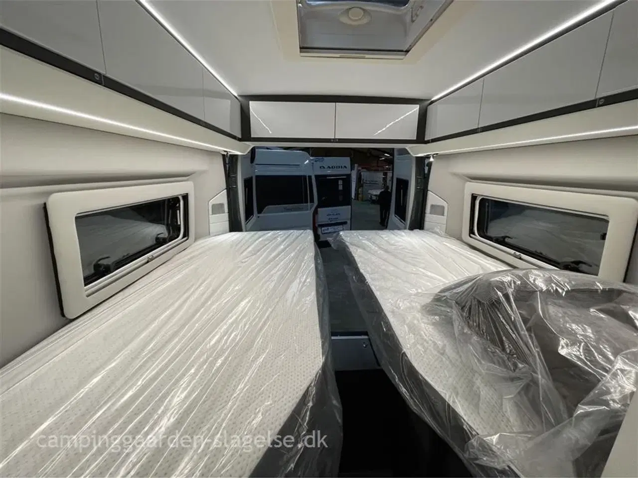 Billede 11 - 2024 - Adria Twin Supreme 640 SLB   AUTOMATGEAR - VOGNEN ER PÅ LAGER