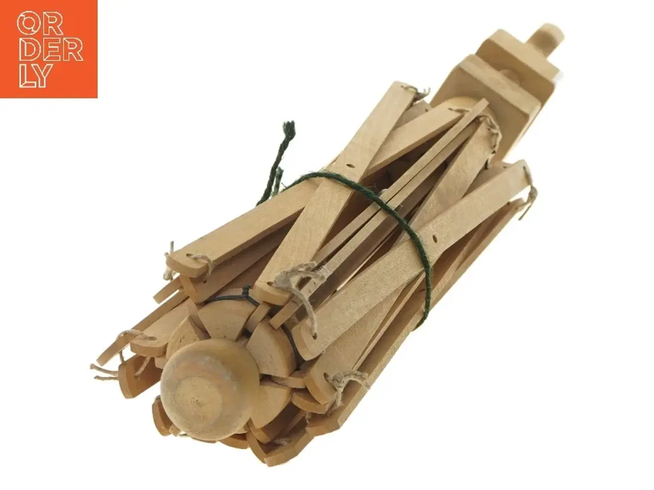 Billede 4 - Træ garnvinde (str. 67 cm)