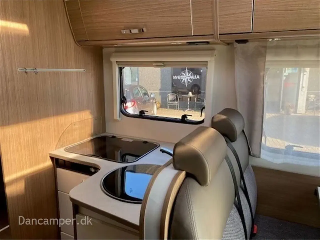 Billede 8 - 2018 - Carado T 339   Under klargøring! Velkørende autocamper med Queens Bed, Solceller, Aircon i bodel samt automatgear