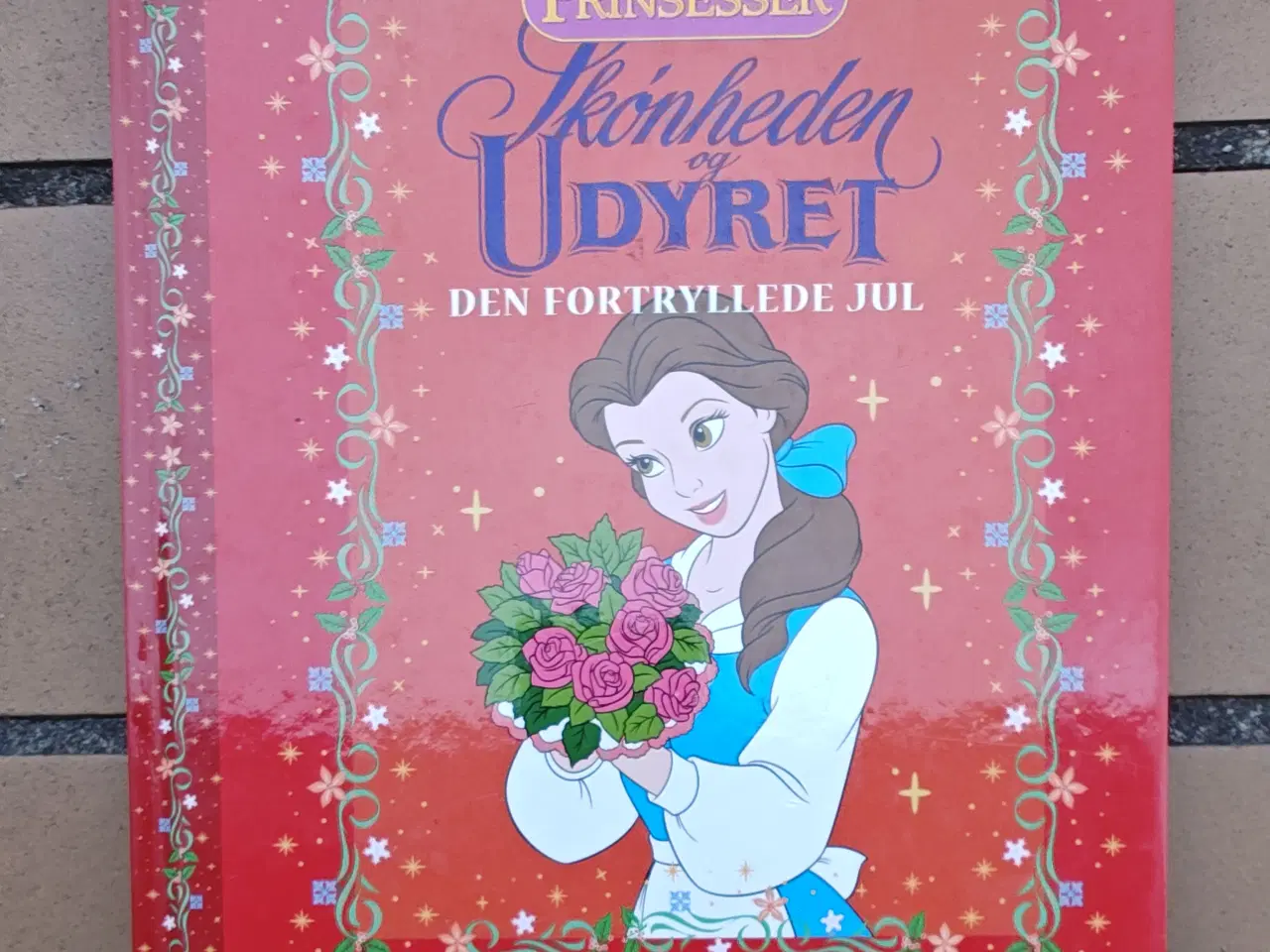 Billede 1 - Skønheden og udyret Den fortryllede jul BOG