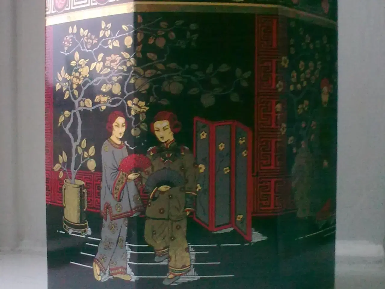 Billede 1 - Vintage sjælden 8 kantet te dåse m skruelåg