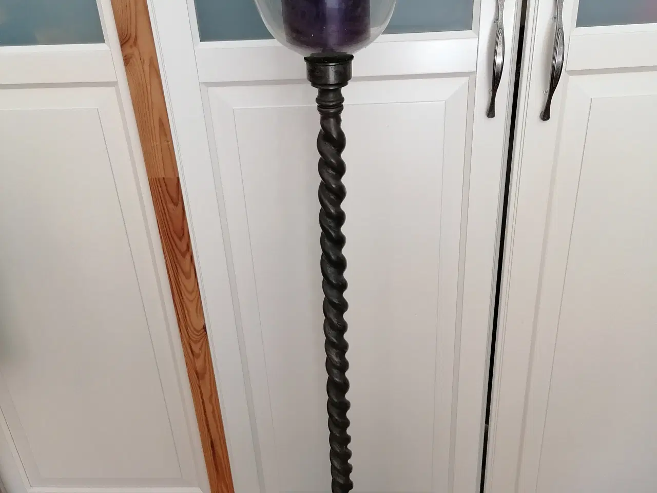 Billede 6 - Gulvstage, højde 122 cm - stor og gammel i messing
