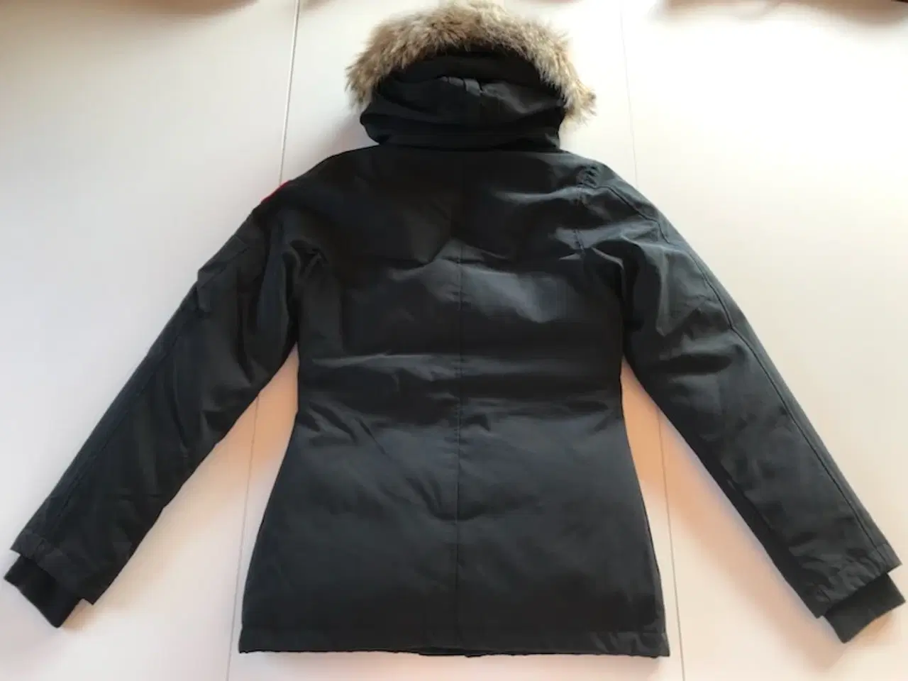 Billede 3 - Canada Goose Ladies MONTEBELLO jakke i sort
