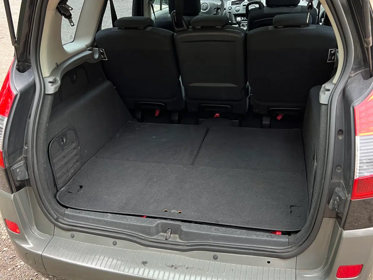 Billede 8 - Renault Grand Scenic 7 Sæder