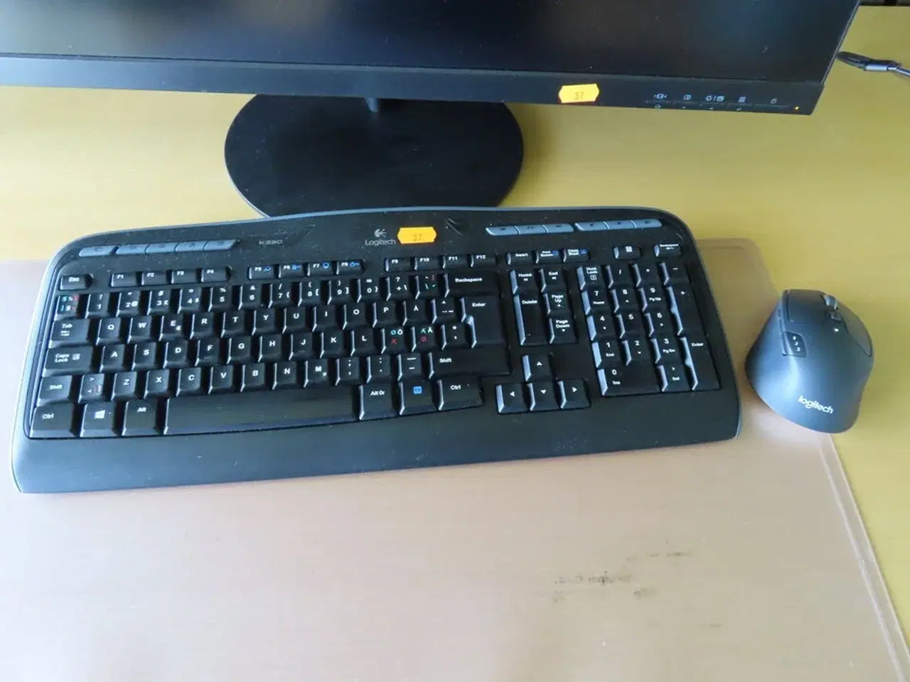 Billede 8 - 27" monitor, LEVOVO L27i-28, webcam, headset, tastatur og mus