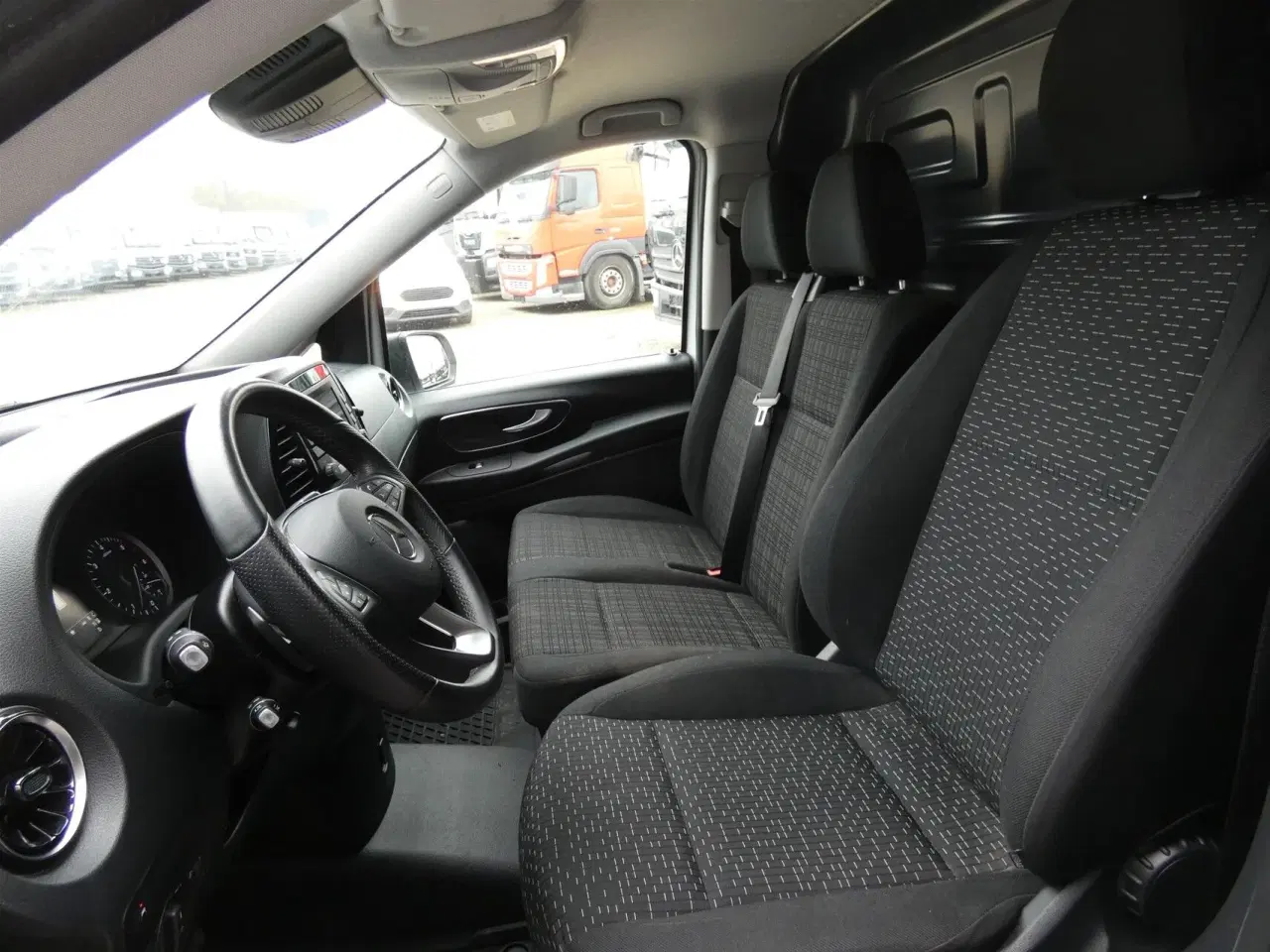 Billede 9 - Mercedes-Benz Vito 114 A2 2,0 CDI RWD 9G-Tronic 136HK Van Aut.