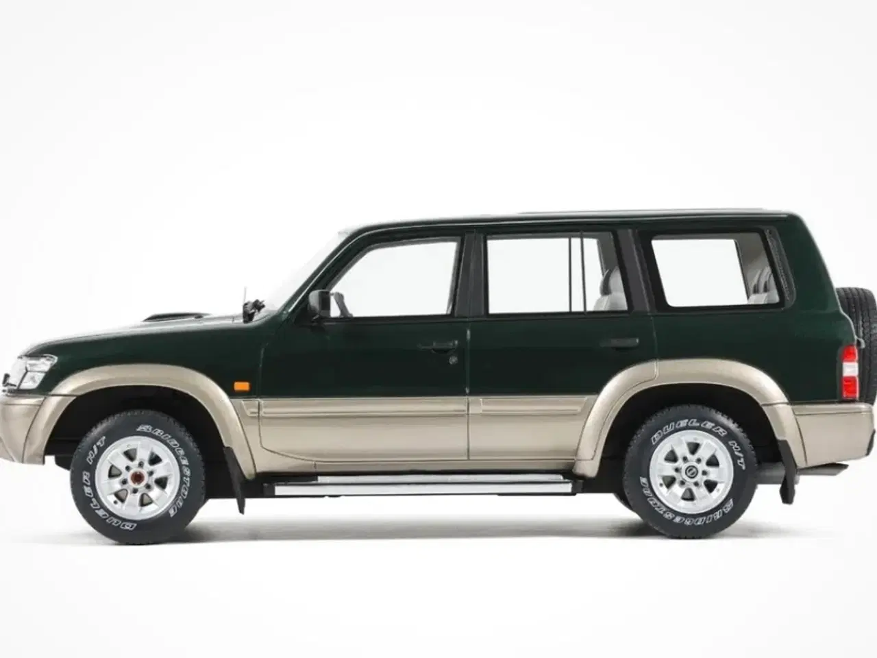 Billede 3 - 1:18 Nissan Patrol GR Y61 1998