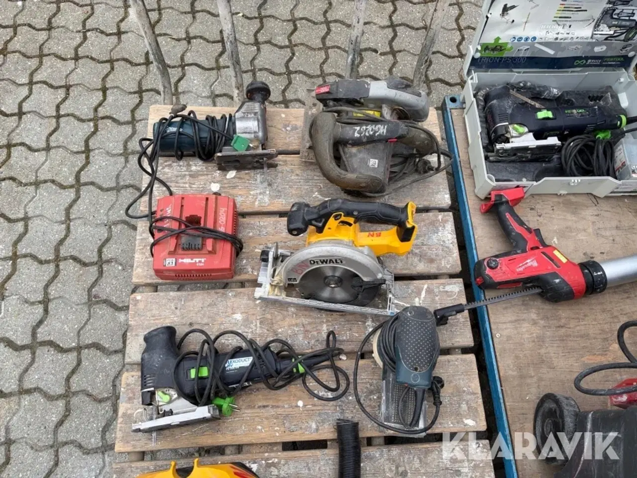 Billede 11 - Stort parti værktøj inklusiv vogne 2 styk.